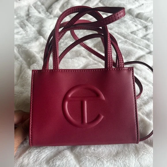 Telfar Women's Red Handbag - Picture 2 of 8